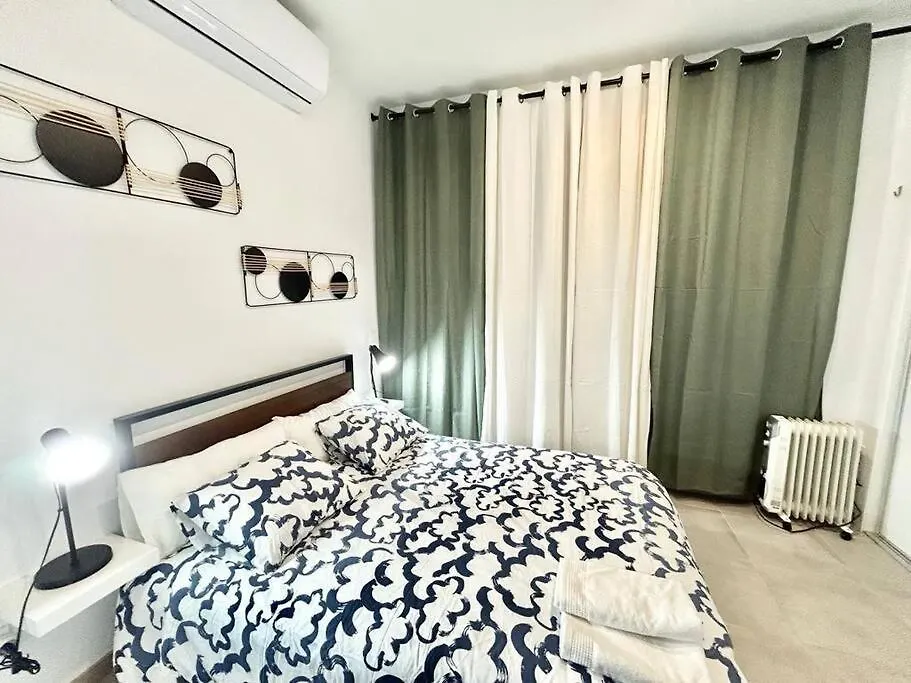 Apartment Metro Avenida De America 01 Madrid Spain
